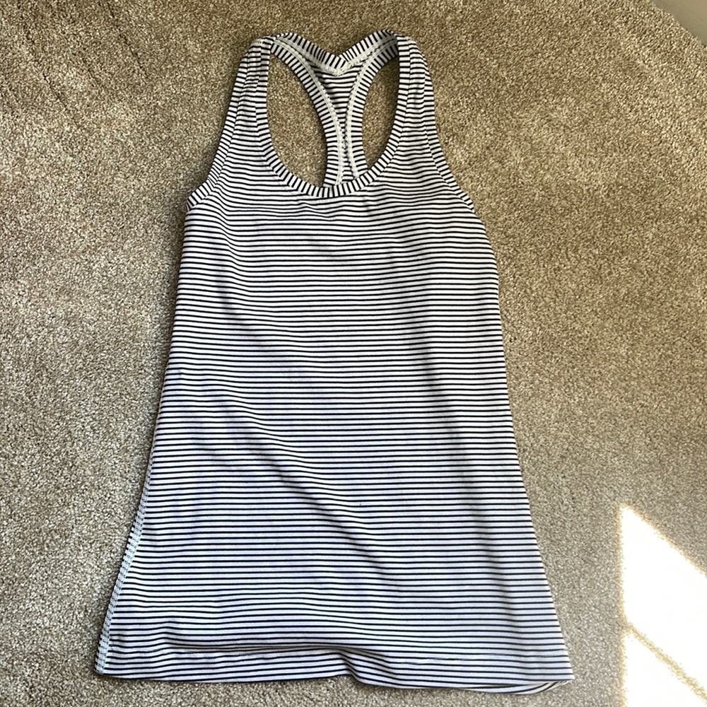 Lu Lu lemon stripped tank top!